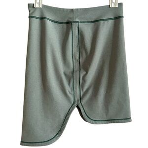 🩶 Lululemon Green Athletic Skirt - Size 4 🩶